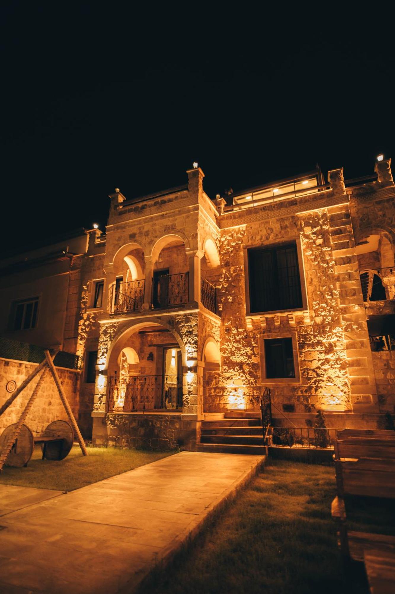 Akritis Cappadocia House Hotel อุตชิซาร์ ภายนอก รูปภาพ